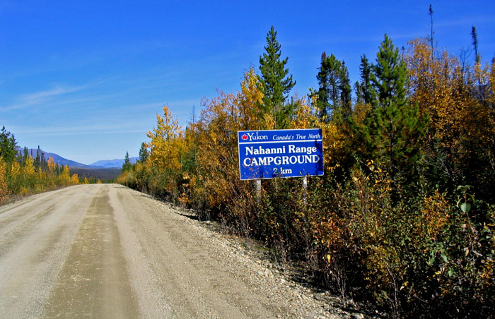 Nahanni Range Road, Yukon